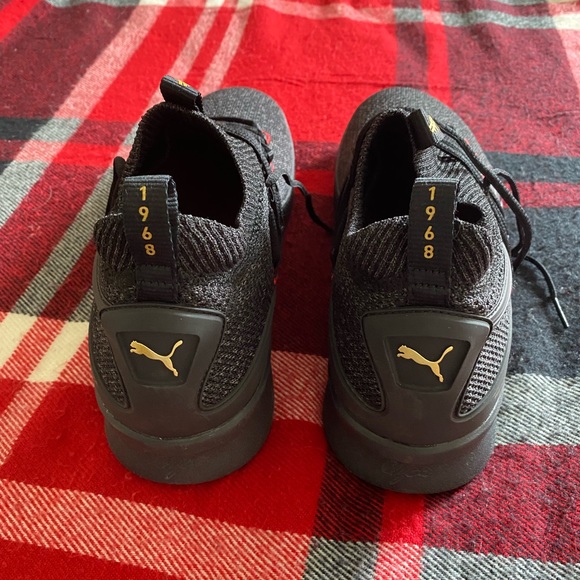 Puma Clyde court reform basketball shoes - Picture 6 of 7